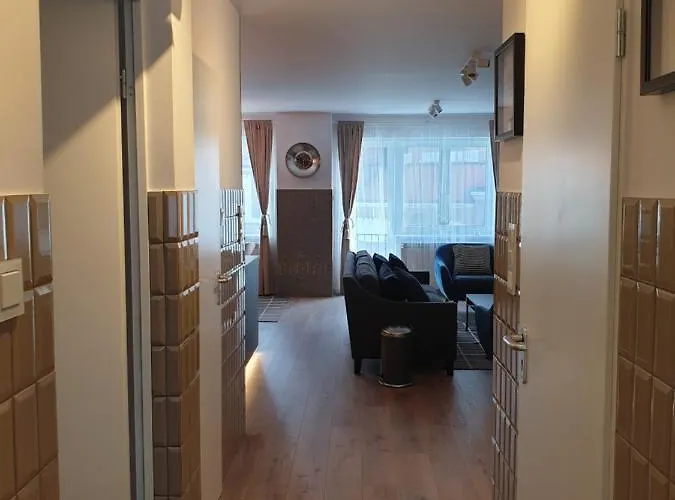 Guru 1 Apartamento *