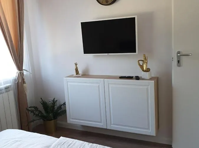 Guru 1 Apartamento Szeged
