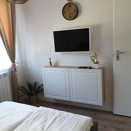 Guru 1 Apartament Segedyn